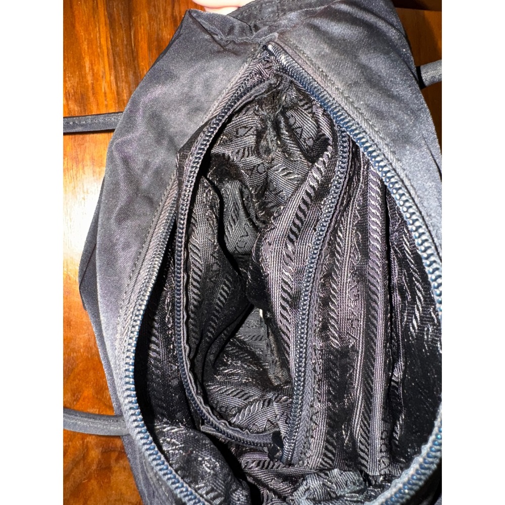 Prada Tessuto Nylon Tote Bag Black Triangle Logo Vintage Zip Top Shoulder Bag - Picture 7 of 11